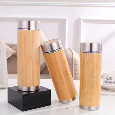 Avantages pour la santé Bouteilles en acier isolées sous vide et sans BPA en grains avec plafond en bambou