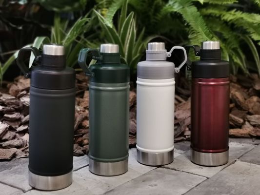 Bouteille d'eau de sport en acier inoxydable jaune isolée Bpa bouteille d'eau vide 18 oz 25 oz bouteilles d'eau