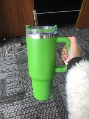 Bouteille d'eau réutilisable personnalisée Sublimation sous vide en acier inoxydable tasse de café