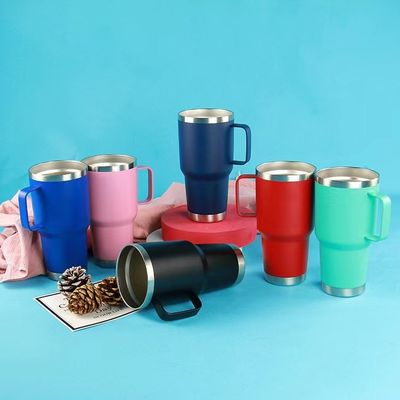 30oz Tumbler avec poignée à double paroi Vacuum isolé tasse de voyage fournie et durable