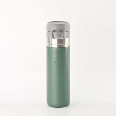 Bottle d'eau sportive en acier inoxydable à double paroi isolée en modèle à large bouche