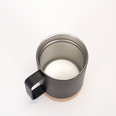 Une tasse de café isolée sous vide en acier inoxydable avec une base en liège 12 oz 16 oz