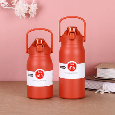 Bouteille d'eau extérieure avec poignée portable et couvercle à rebond accepte les couleurs personnalisées