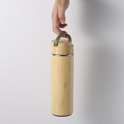 Bouteille thermos en acier inoxydable isolée à trois parois en bambou avec infuseur de thé