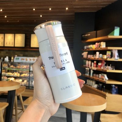 Bouteille d'eau isolée en acier inoxydable de 450 ml pour les sports en plein air et les voyages avec logo personnalisé