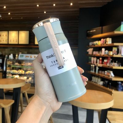 Bouteille de thé à infuser isolée sous vide pour les connaisseurs de thé à feuilles lâches