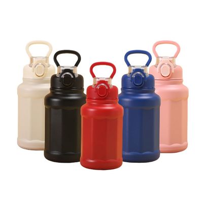 Bouteille d'eau sous vide en acier inoxydable durable avec marque et conception personnalisées