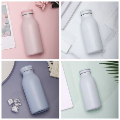 Bouteille d'eau en acier inoxydable avec peinture en caoutchouc doux 350 ml/600 ml à double paroi isolée